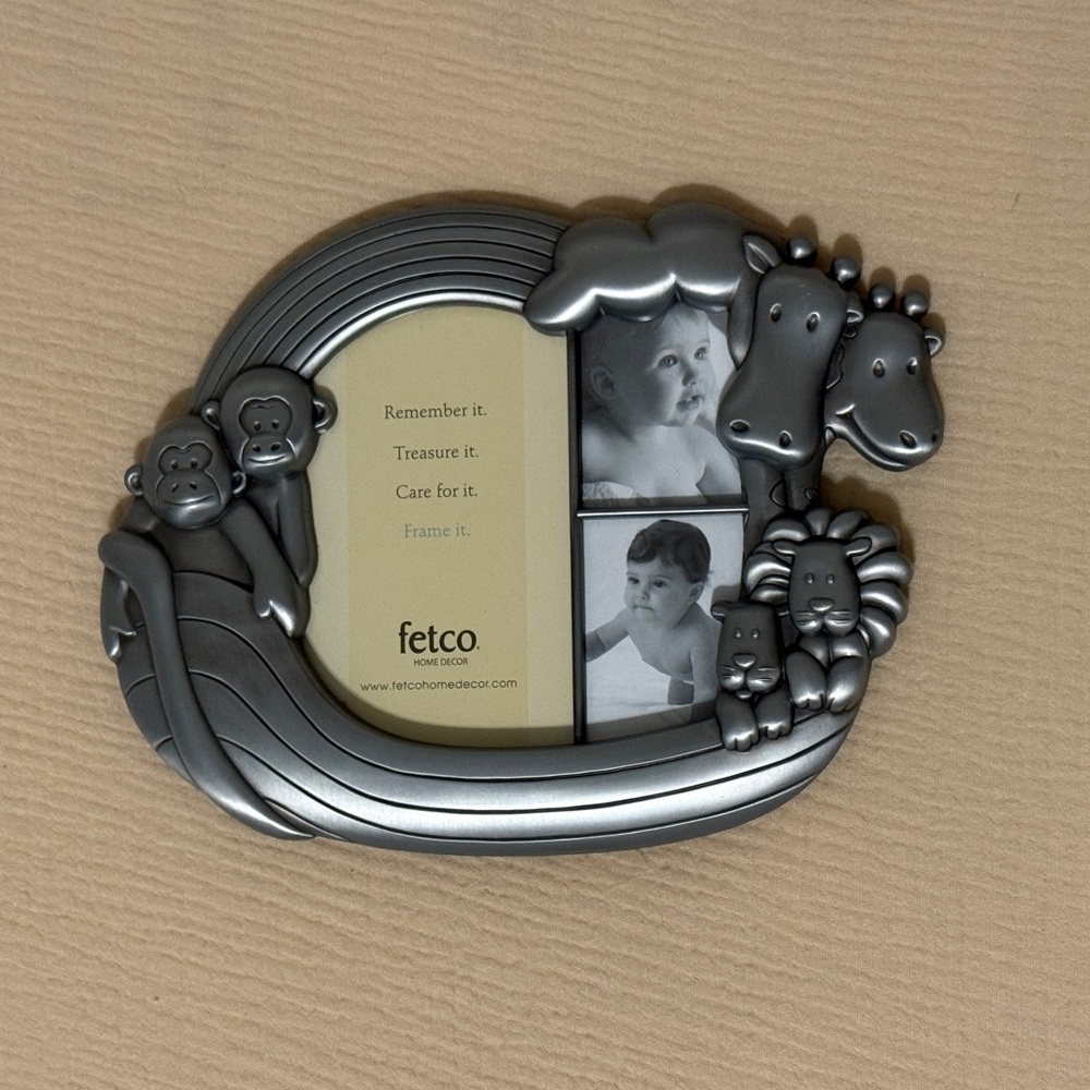 Fetco Gray Animal Friends Photo Frame